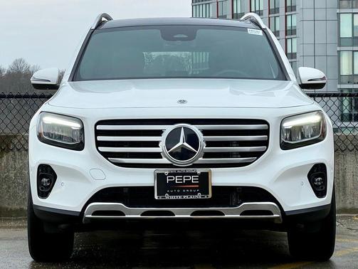 2025 Mercedes-Benz GLB 250 4MATIC