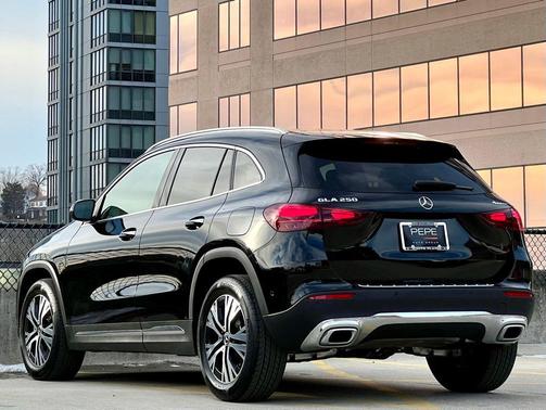 2026 Mercedes-Benz GLA 250 4MATIC