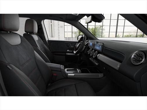 2025 Mercedes-Benz GLB 250 4MATIC