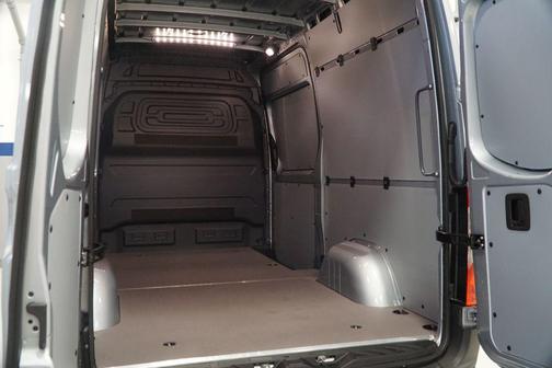 2025 Mercedes-Benz Sprinter 2500 Standard Roof