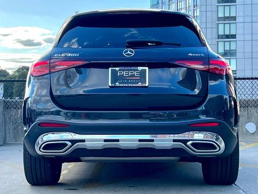 2025 Mercedes-Benz GLC 300 4MATIC