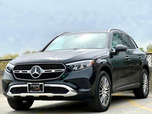 Black 2026 Mercedes-Benz GLC 300 4MATIC