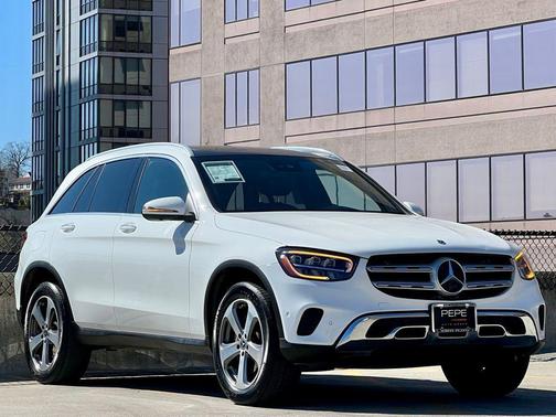 Polar White 2022 Mercedes-Benz GLC 300 4MATIC
