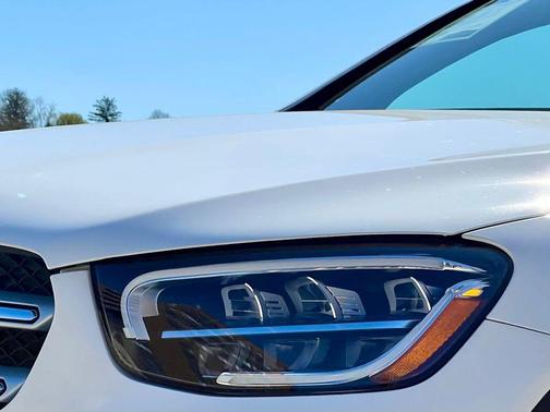 Polar White 2022 Mercedes-Benz GLC 300 4MATIC