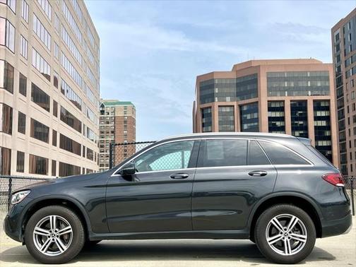 2022 Mercedes-Benz GLC 300 4MATIC