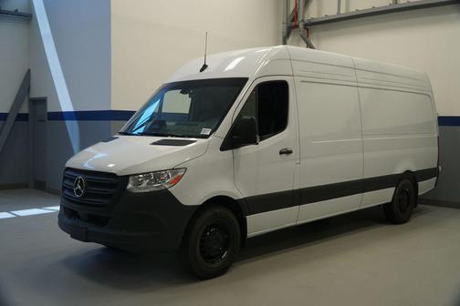 2025 Mercedes-Benz Sprinter 2500 High Roof