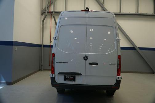 2025 Mercedes-Benz Sprinter 2500 High Roof