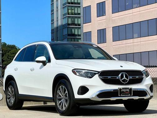 2025 Mercedes-Benz GLC 300 4MATIC