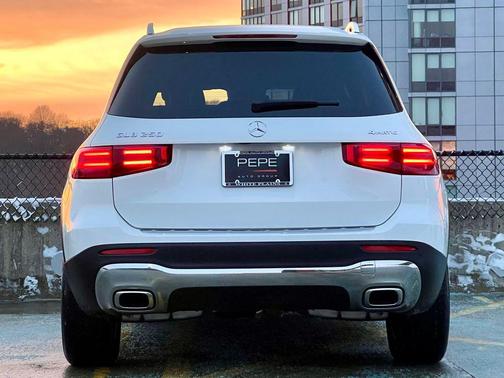 2026 Mercedes-Benz GLB 250 4MATIC