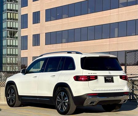 2026 Mercedes-Benz GLB 250 4MATIC