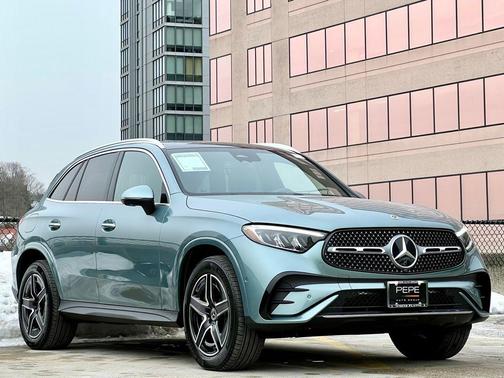 2026 Mercedes-Benz GLC 300 4MATIC