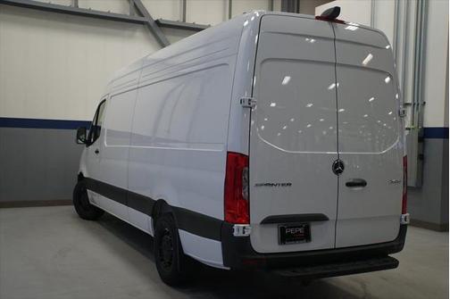 2025 Mercedes-Benz Sprinter 2500 High Roof