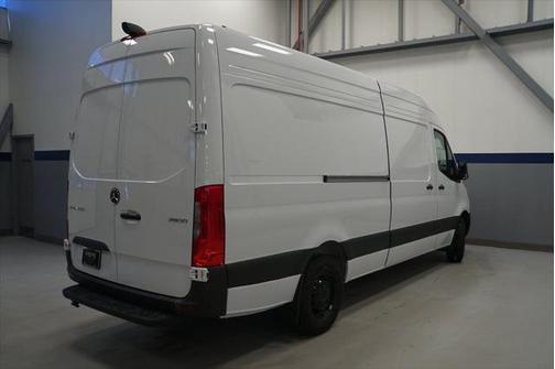 2025 Mercedes-Benz Sprinter 2500 High Roof