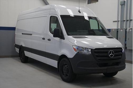 2025 Mercedes-Benz Sprinter 2500 High Roof