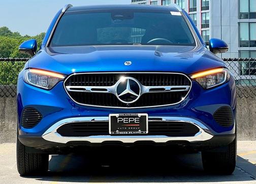 Starling Blue Metallic 2026 Mercedes-Benz GLC 300 4MATIC