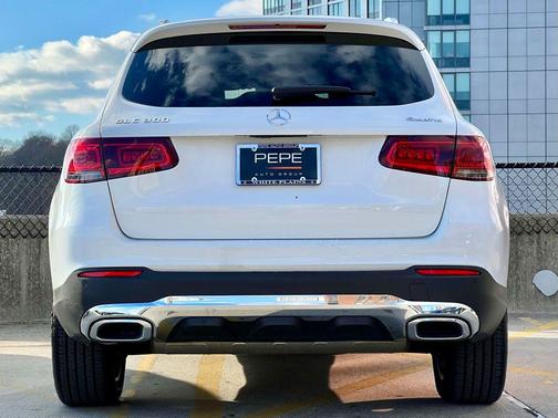 2022 Mercedes-Benz GLC 300 4MATIC