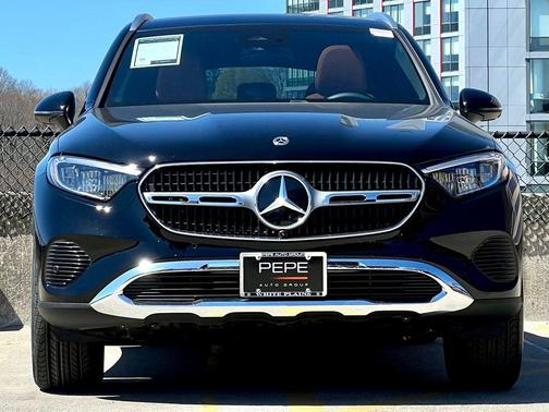 Black 2026 Mercedes-Benz GLC 300 4MATIC