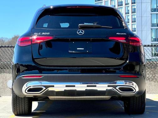 Black 2026 Mercedes-Benz GLC 300 4MATIC
