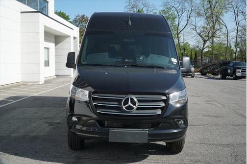 2025 Mercedes-Benz Sprinter 2500 High Roof