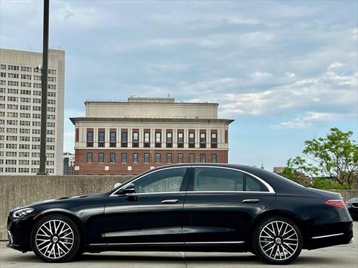 2022 Mercedes-Benz S-Class 4MATIC