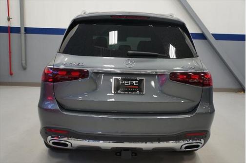 2025 Mercedes-Benz GLS 450 4MATIC