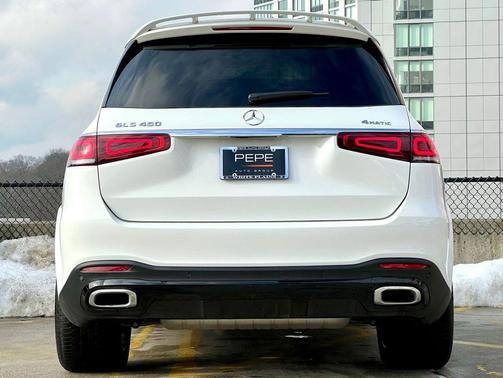 2022 Mercedes-Benz GLS 450 4MATIC