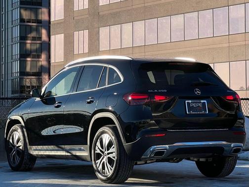 2026 Mercedes-Benz GLA 250 4MATIC