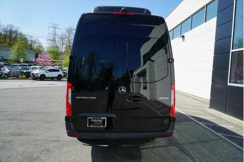 2025 Mercedes-Benz Sprinter 2500 High Roof