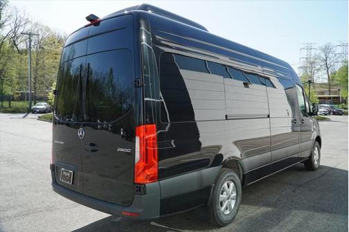 2025 Mercedes-Benz Sprinter 2500 High Roof