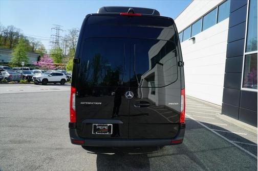 2025 Mercedes-Benz Sprinter 2500 High Roof