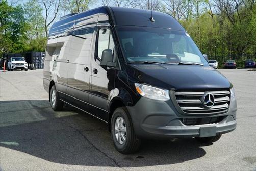 2025 Mercedes-Benz Sprinter 2500 High Roof
