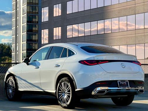 2025 Mercedes-Benz GLC 300 4MATIC Coupe