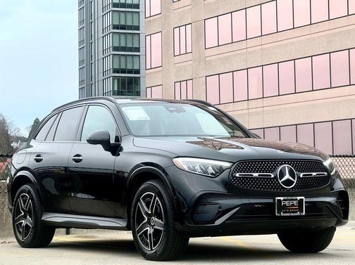 2025 Mercedes-Benz GLC 300 4MATIC