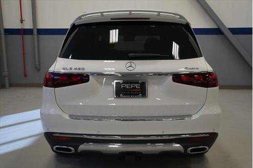 2025 Mercedes-Benz GLS 450 4MATIC