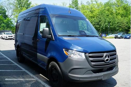 2025 Mercedes-Benz Sprinter 2500 Standard Roof