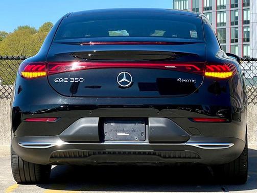 Obsidian Black Metallic 2023 Mercedes-Benz EQE 350 4MATIC+
