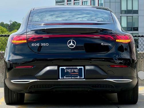 Obsidian Black Metallic 2023 Mercedes-Benz EQE 350 4MATIC+