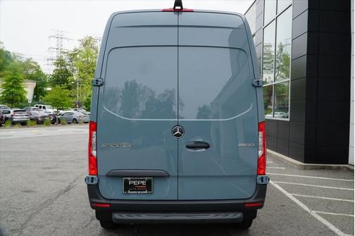 2025 Mercedes-Benz Sprinter 2500 Standard Roof