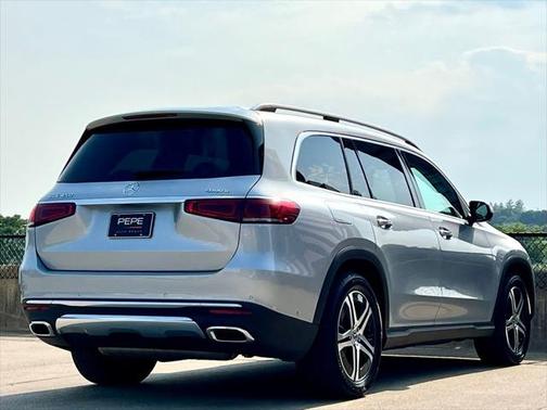 2023 Mercedes-Benz GLS 450 4MATIC