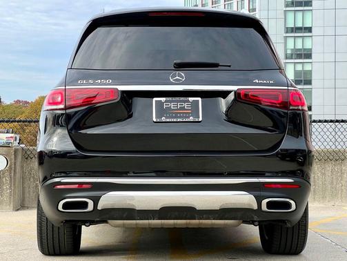 2022 Mercedes-Benz GLS 450 4MATIC
