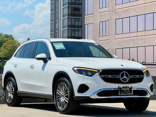 Polar White 2026 Mercedes-Benz GLC 300 4MATIC
