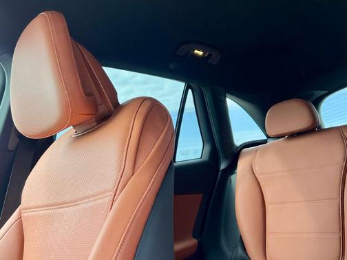 Polar White 2026 Mercedes-Benz GLC 300 4MATIC