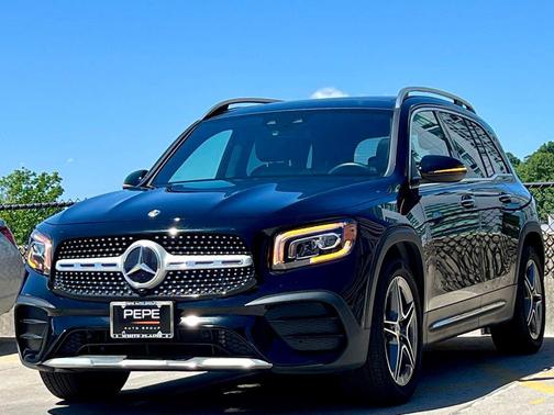 Night Black 2023 Mercedes-Benz GLB 250 4MATIC