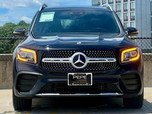 Night Black 2023 Mercedes-Benz GLB 250 4MATIC