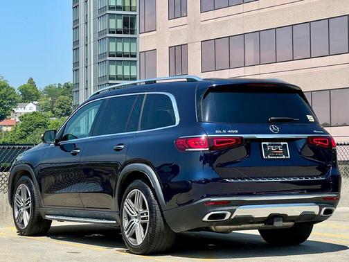 Lunar Blue Metallic 2022 Mercedes-Benz GLS 450 4MATIC