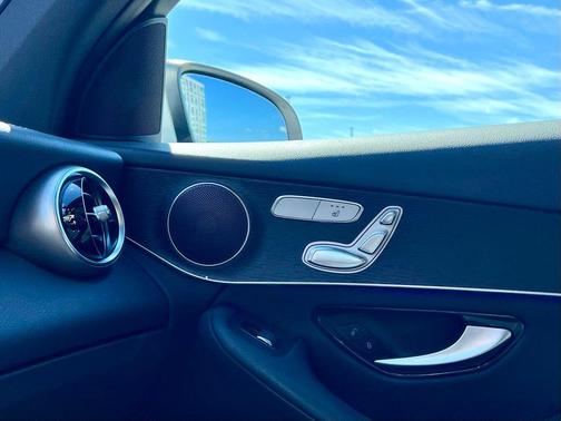 2021 Mercedes-Benz GLC 300 4MATIC