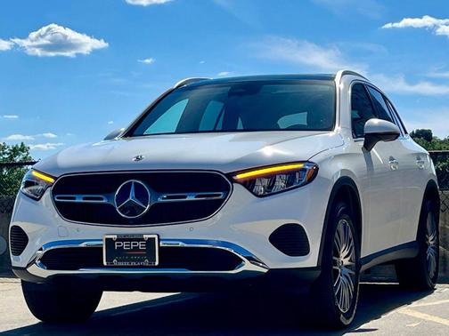 Polar White 2023 Mercedes-Benz GLC 300 4MATIC