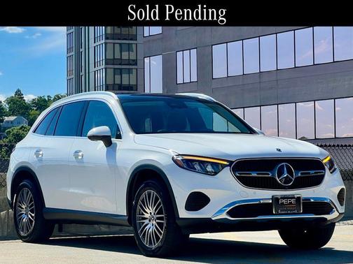 Polar White 2023 Mercedes-Benz GLC 300 4MATIC