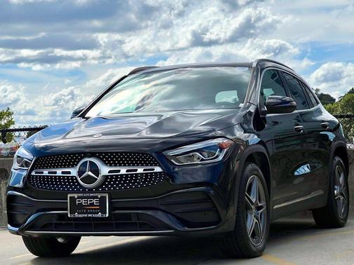 Night Black 2023 Mercedes-Benz GLA 250 4MATIC