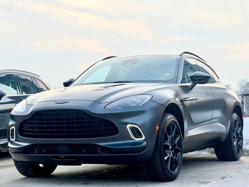 2022 Aston Martin DBX Base